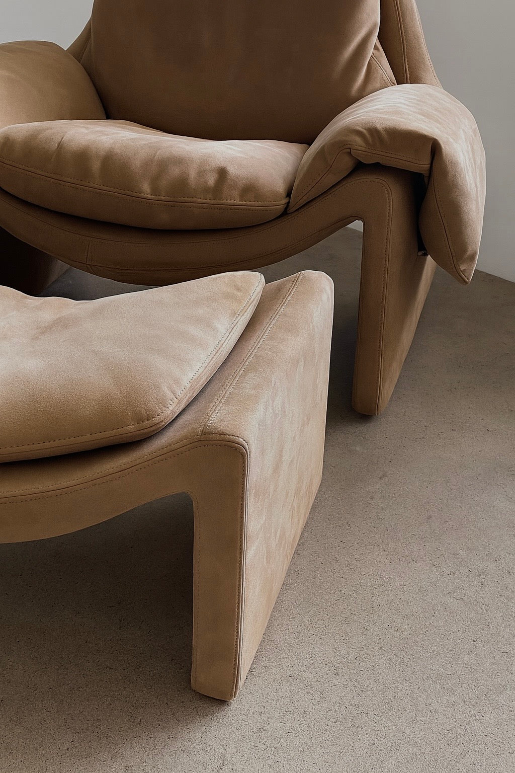 P60 Lounge Chair for Saporiti