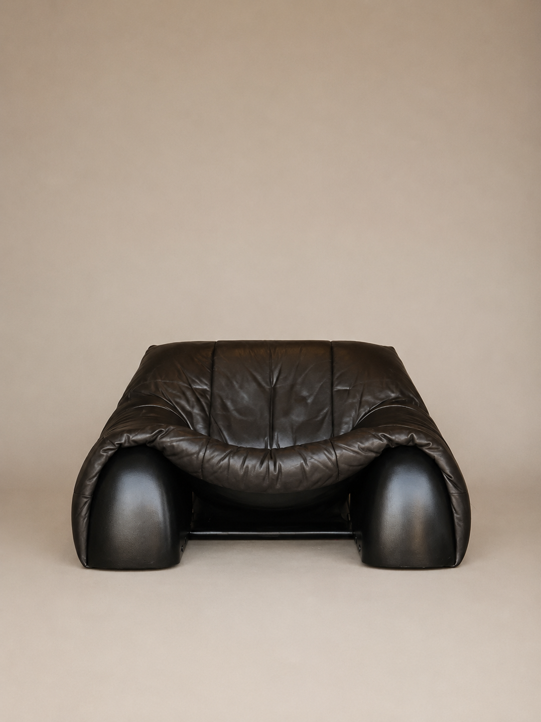 Amak Lounge Chair by Annie Hieronimus